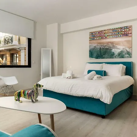 Apartment Plaka Heart *